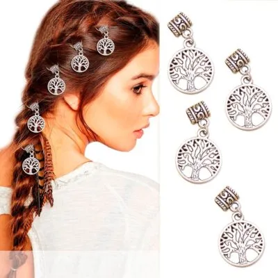 Anneaux de cheveux à pendentif arbre de vie argenté, portés sur une tresse