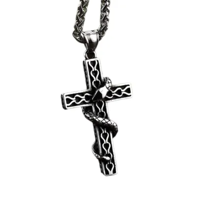 Collier Croix Celtique au Serpent