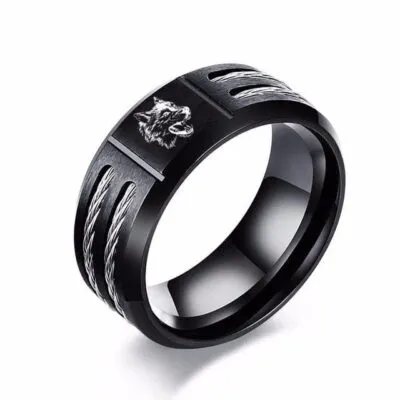 Bague noire large avec tête de loup gravée et câbles argentés