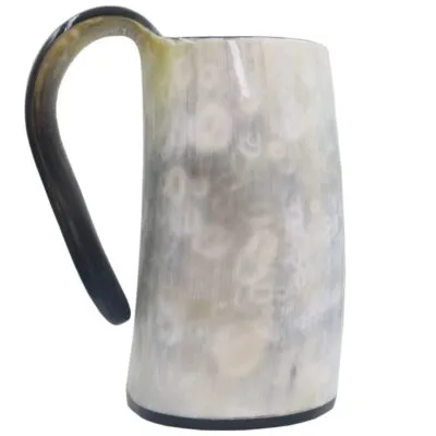 Verre Médiéval Façon Corne