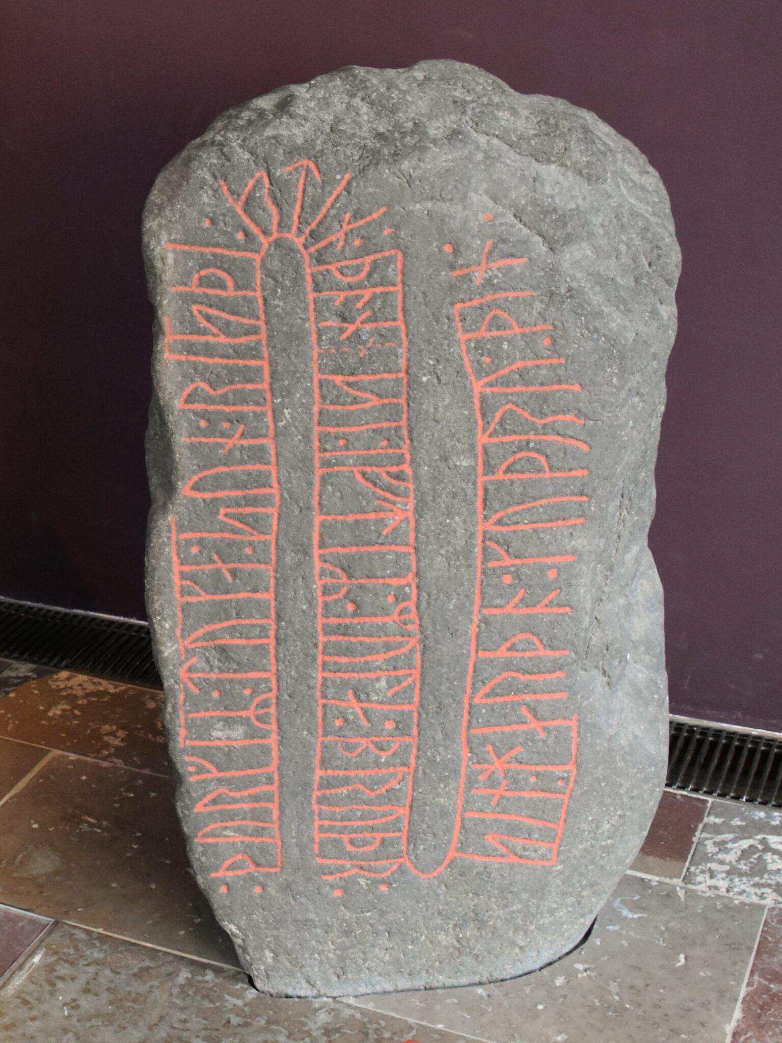 Pierre runique d'Asferg au musée national de Copenhague